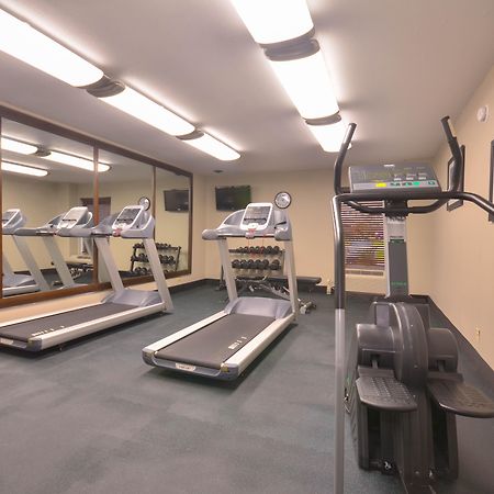Holiday Inn Express & Suites Fayetteville University Of Arkansas Area By Ihg Εξωτερικό φωτογραφία