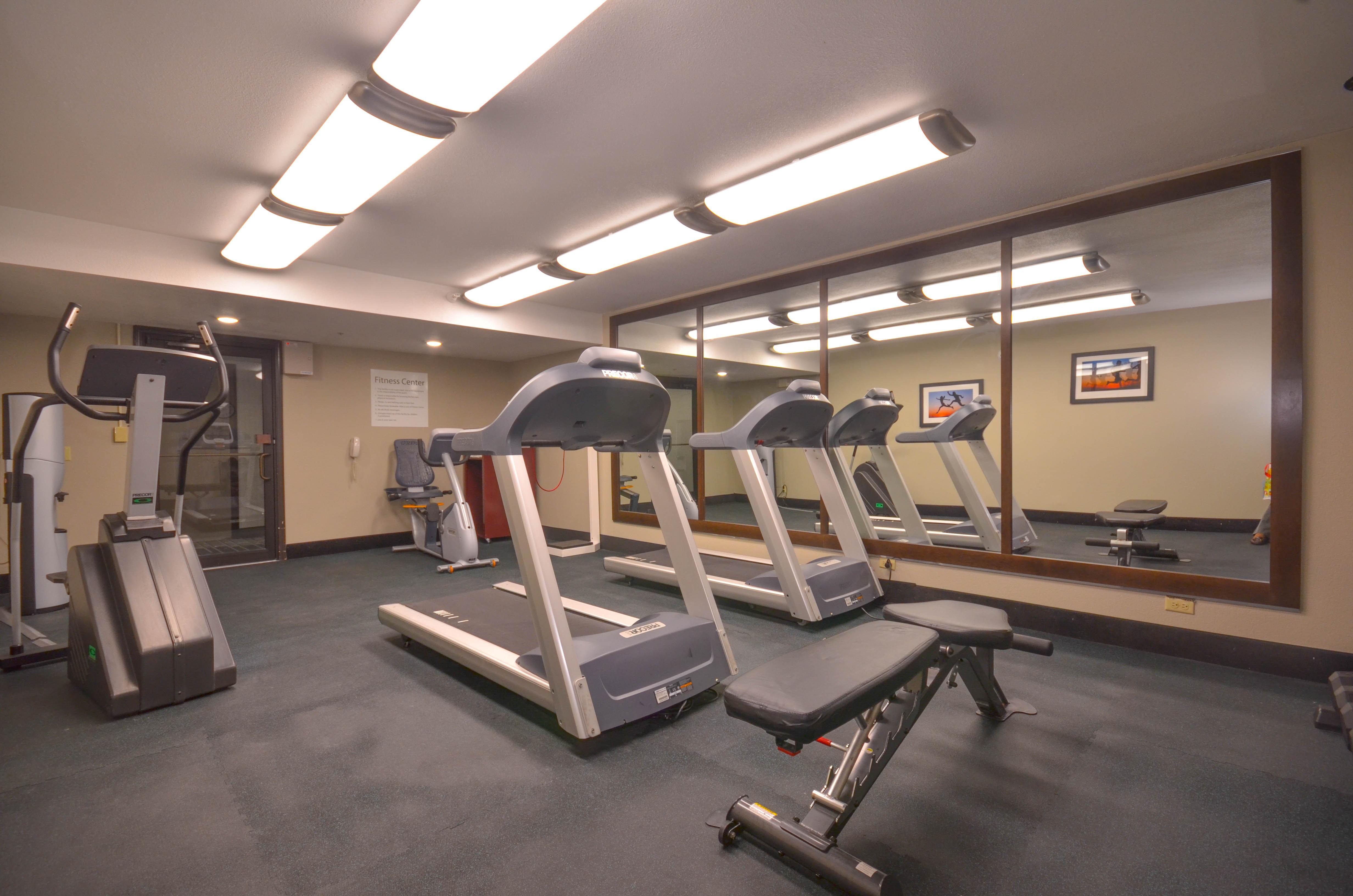 Holiday Inn Express & Suites Fayetteville University Of Arkansas Area By Ihg Εξωτερικό φωτογραφία