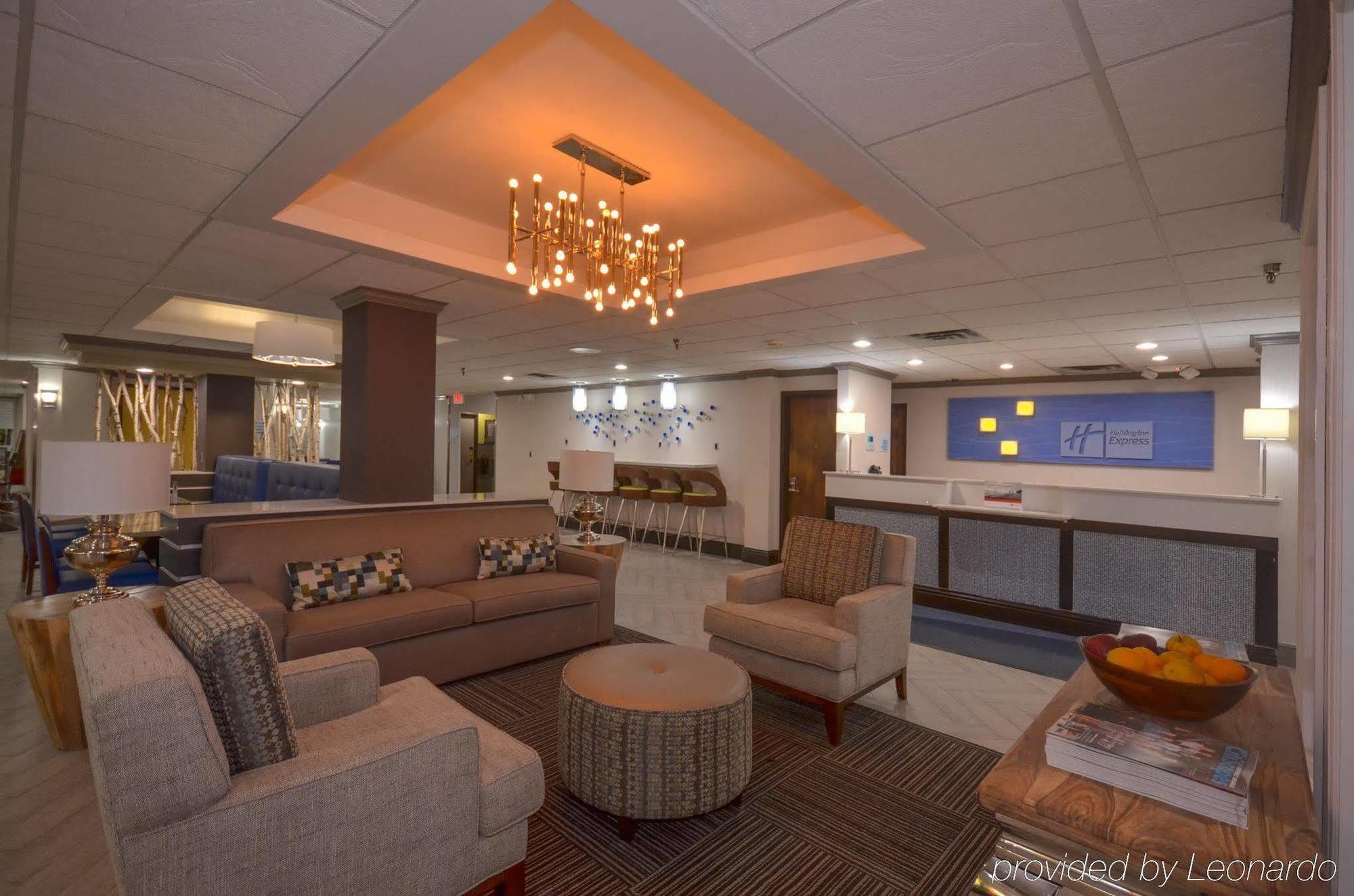 Holiday Inn Express & Suites Fayetteville University Of Arkansas Area By Ihg Εξωτερικό φωτογραφία