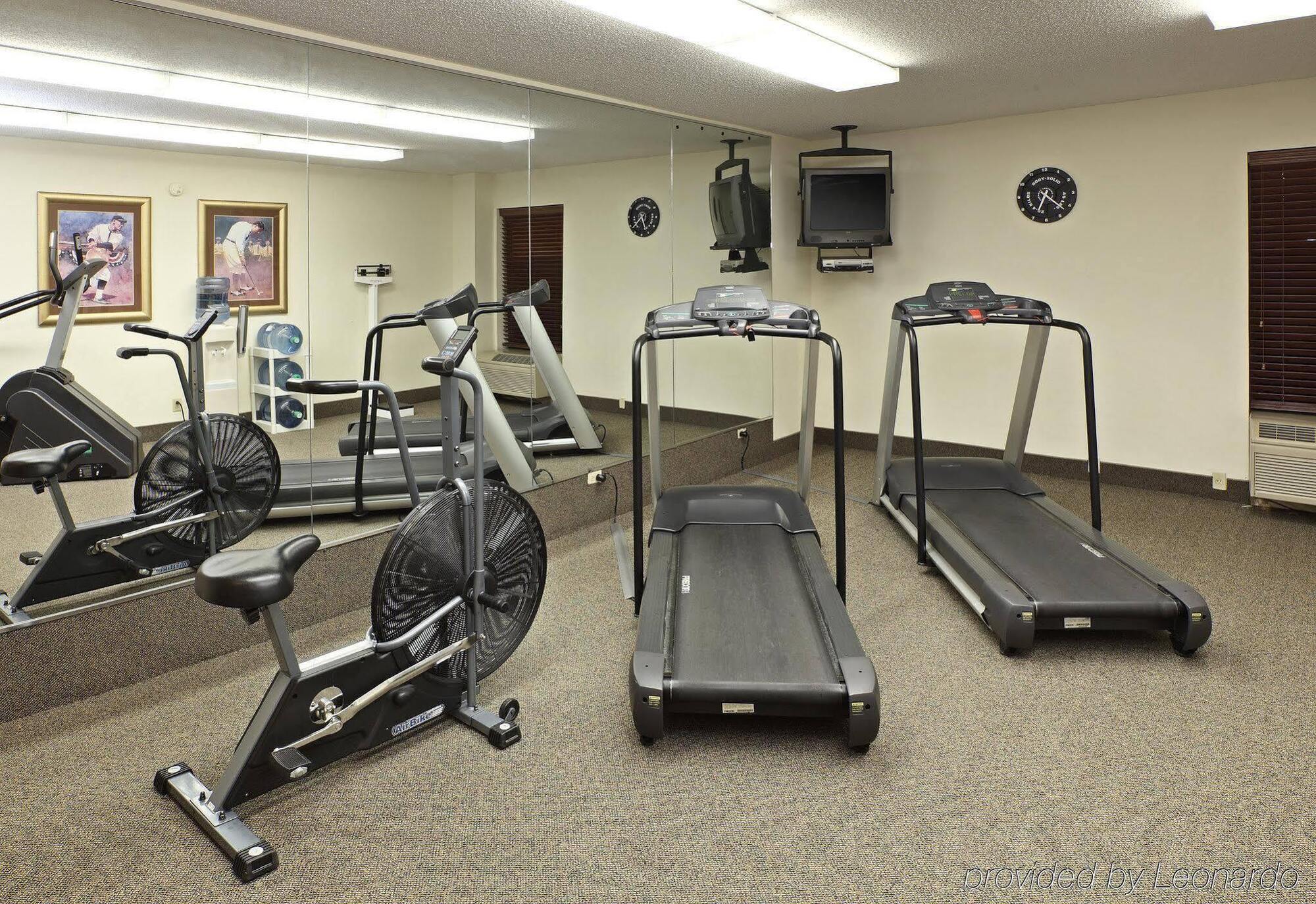 Holiday Inn Express & Suites Fayetteville University Of Arkansas Area By Ihg Εξωτερικό φωτογραφία